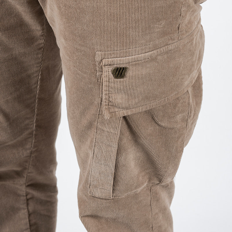 Pantalon cargo en velours côtelé beige